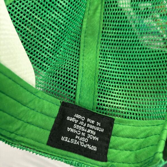 Star Wars Boba Fett Bounty Hunter Snapback Trucker Hat OSFM Brand New NWT - Picture 12 of 12